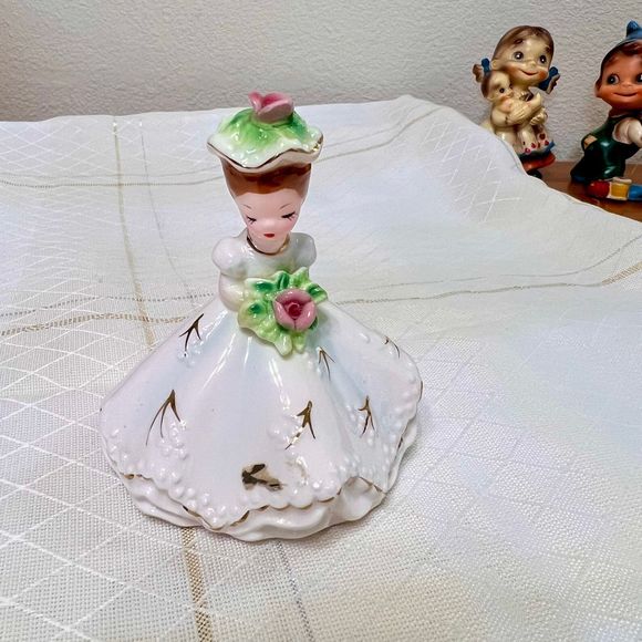 Vintage Josef Originals Bride, June Birthday Girl Figurine, Doll of the Month - Picture 3 of 7